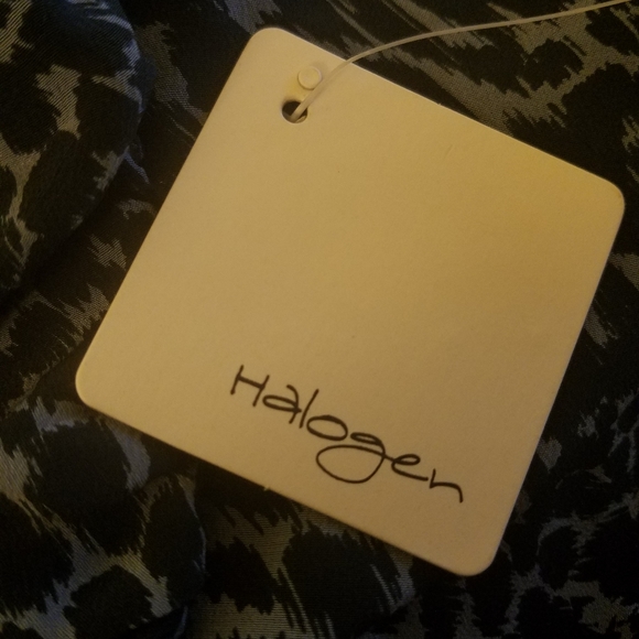 Halogen Black & Grey 100% Silk Leopard Blouse - Picture 6 of 6